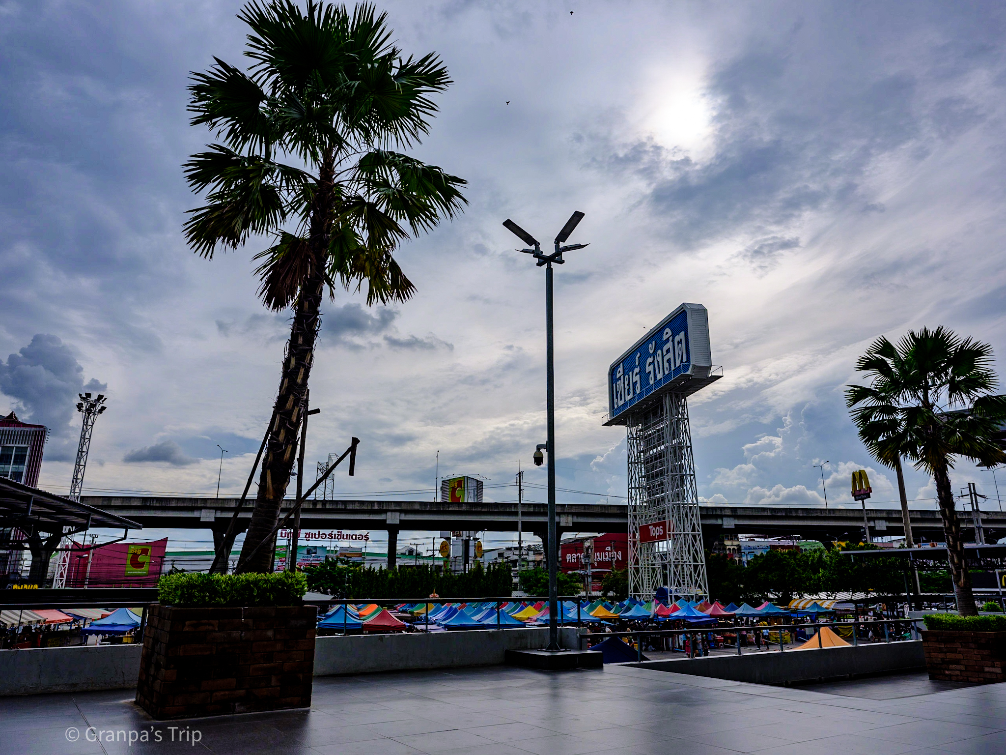 GFX50S II f/8 1/640sec ISO-100 30mm