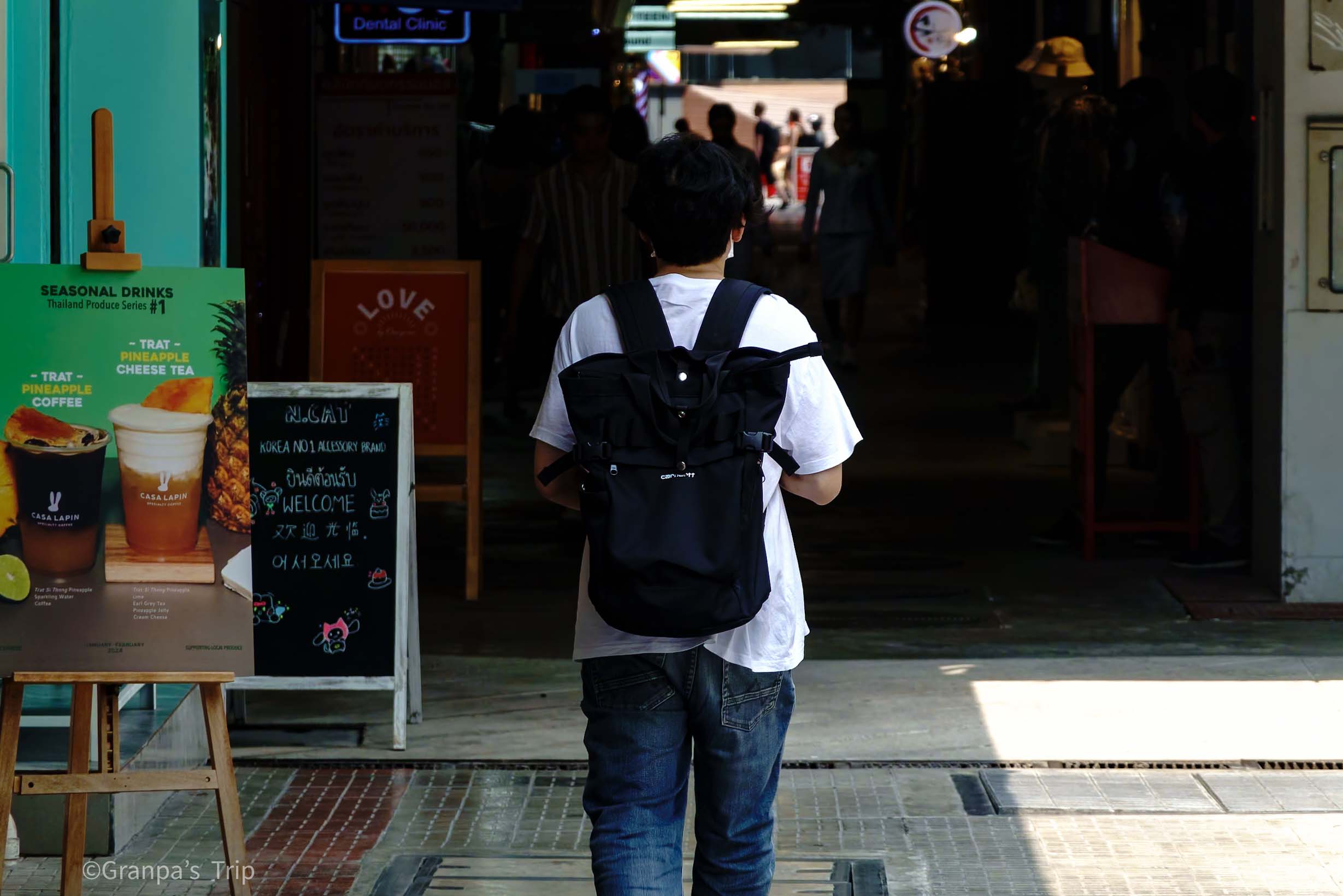 DSC-RX100M7 f/4.5 1/250sec ISO-100 72mm