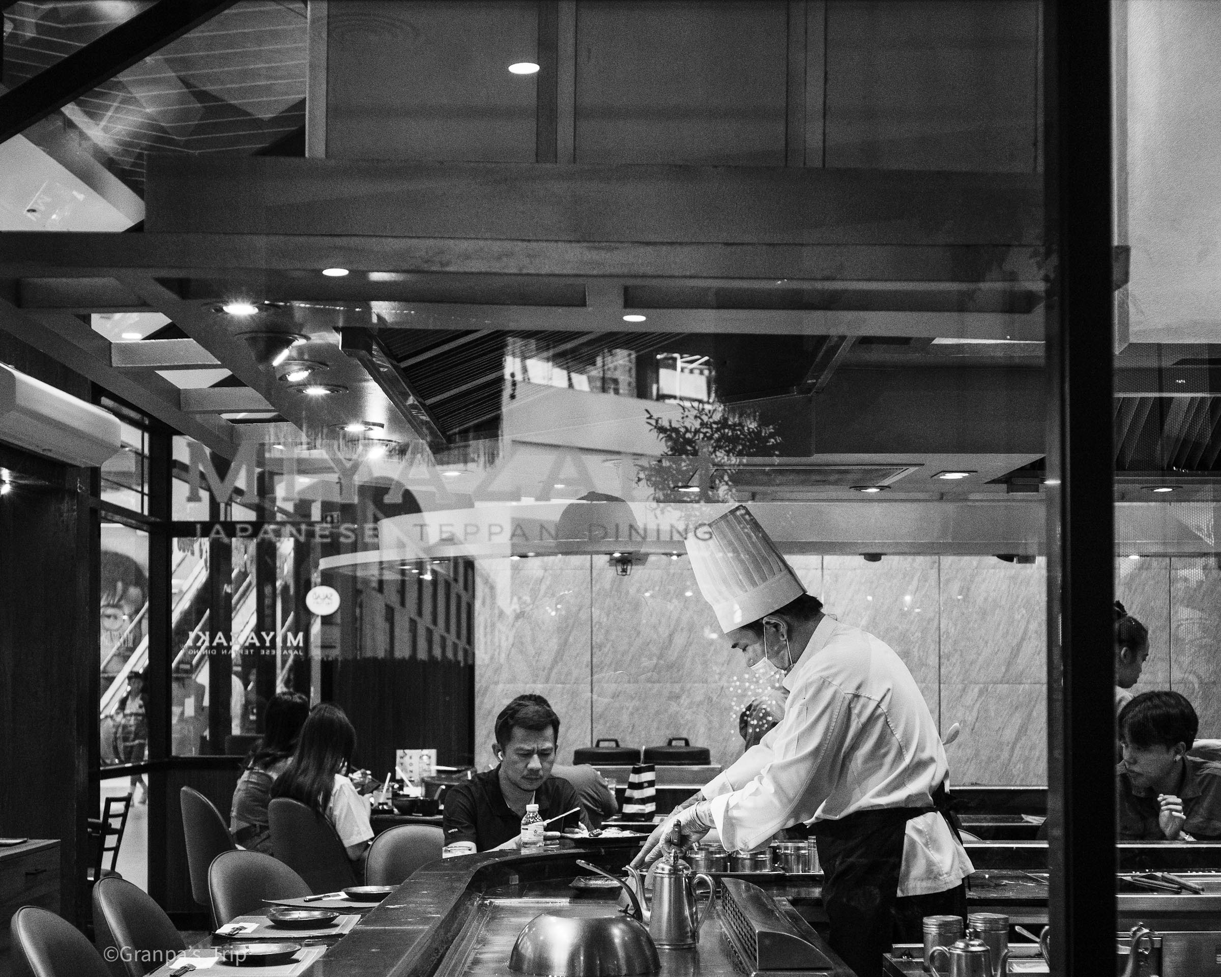 ILCE-7CR 1/250sec ISO-2500