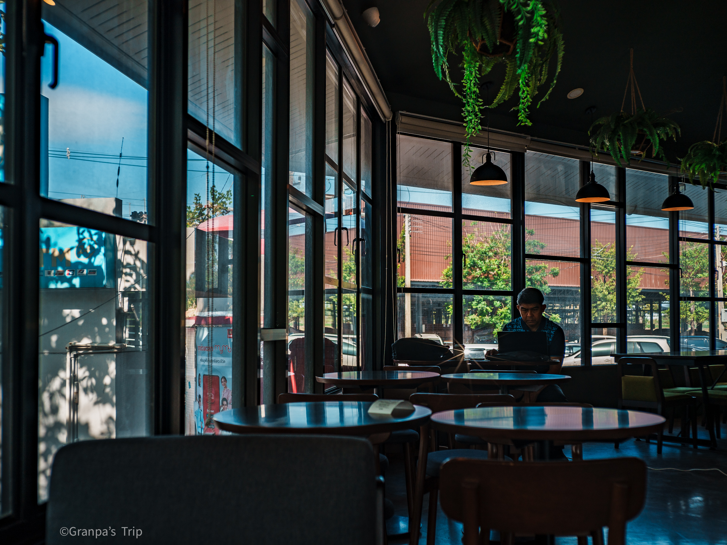 ILCE-7CR 1/400sec ISO-100 C Biogon T*2.8/35 ZM