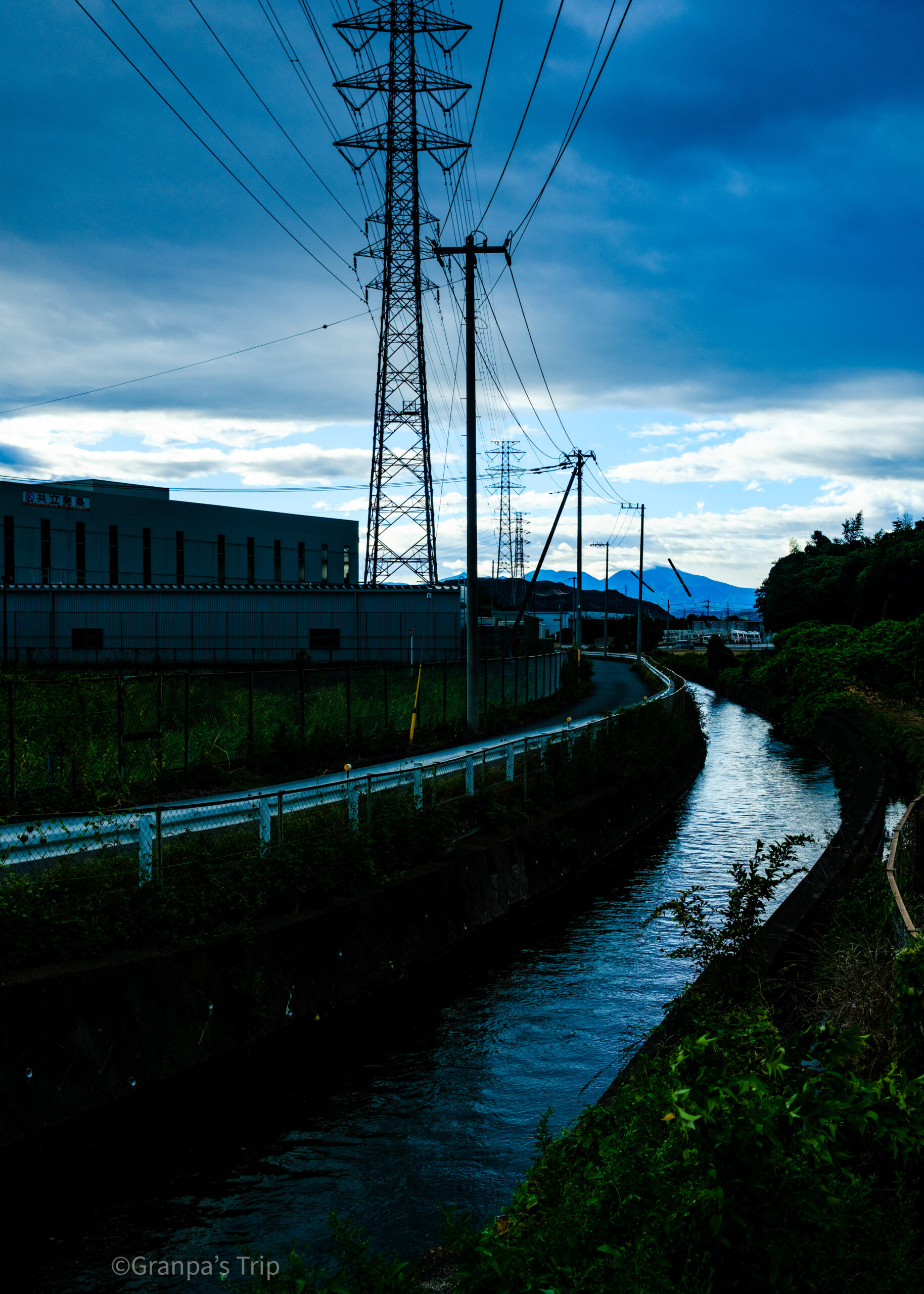 X-E5 f/4 1/640sec ISO-250 23mm